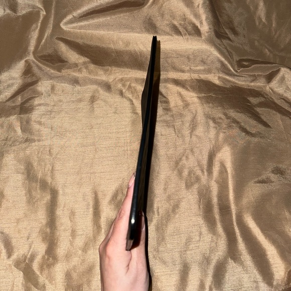 Louis Vuitton iPad Sleeve - Picture 6 of 11